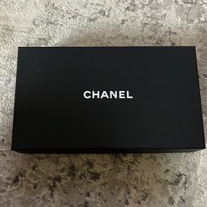 COPY - Chanel zipper wattle